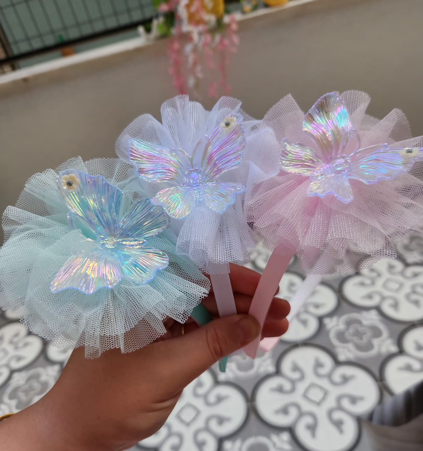 Tüllü Kelebek Taç