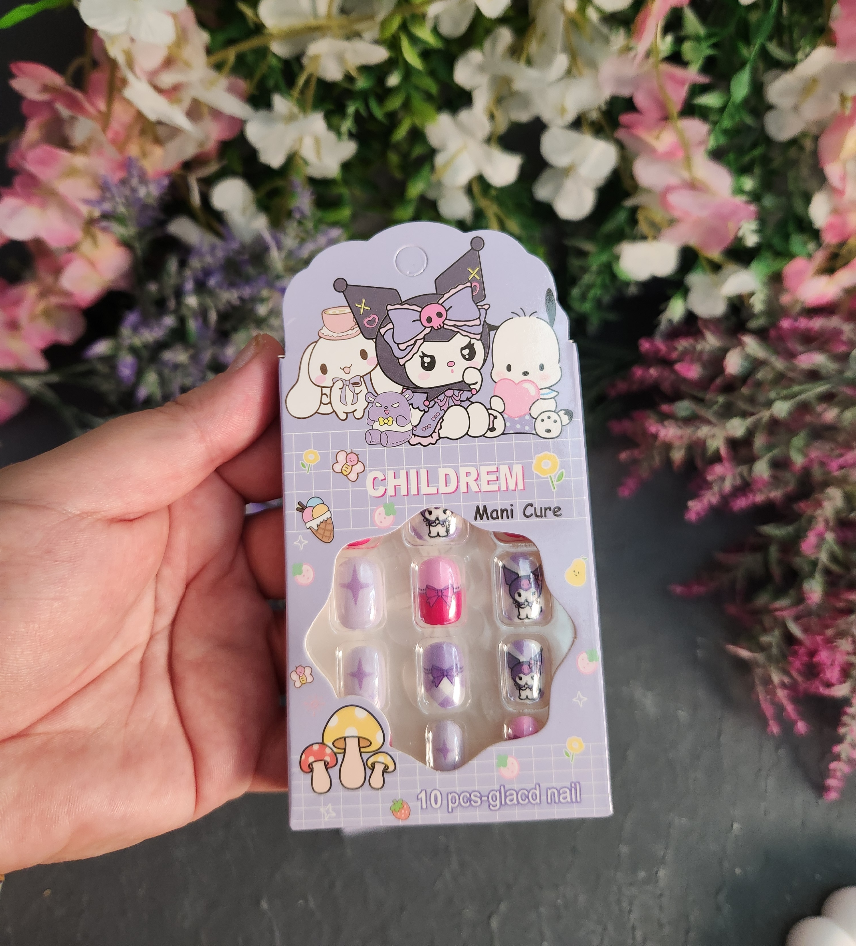 Karakter Tırnak Seti