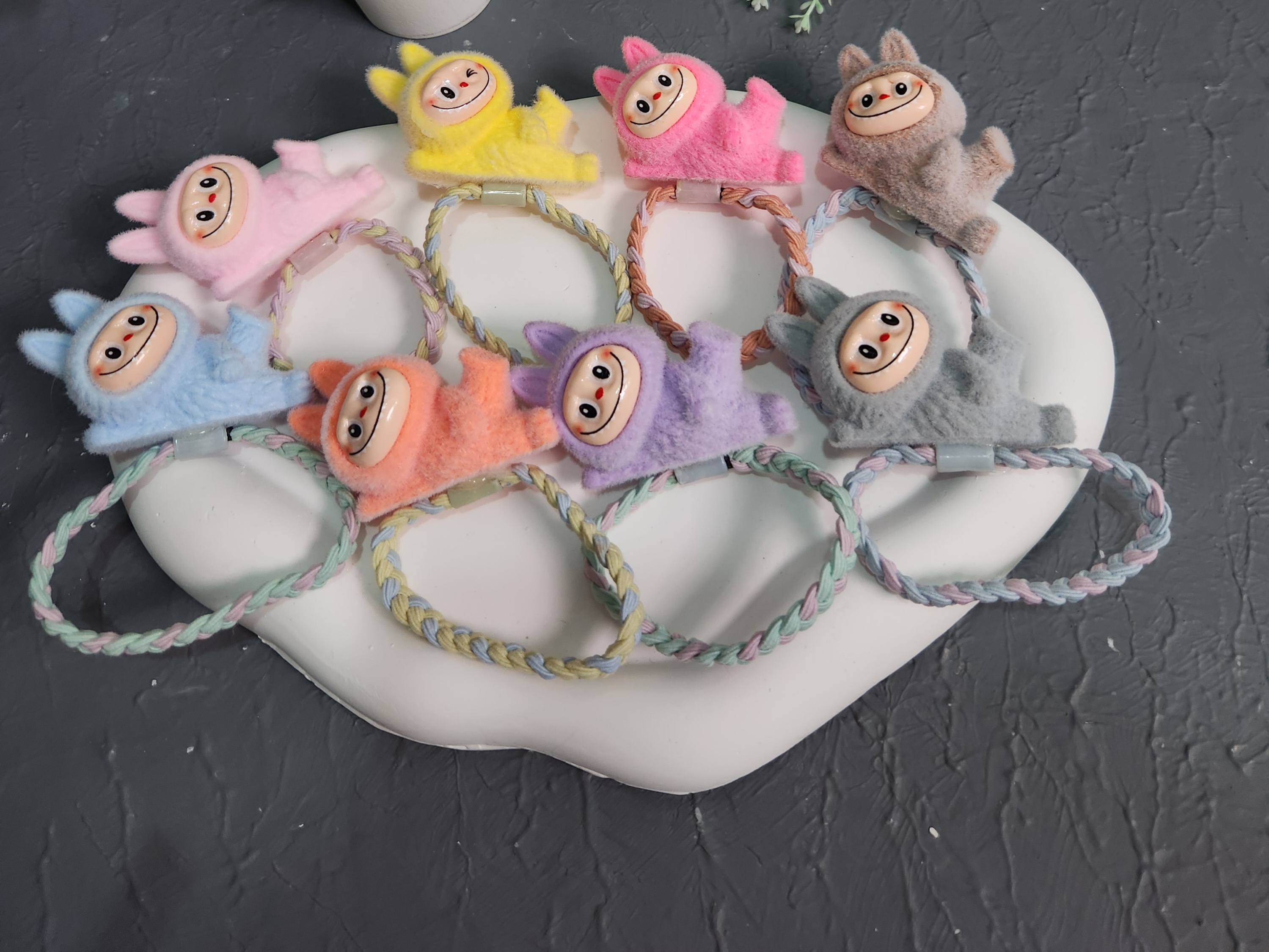 Labubu Seramik Tüylü Lastik