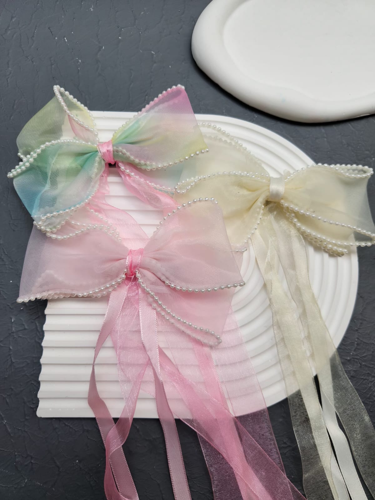 Çift Fiyonklu İncili Sarkıt Toka